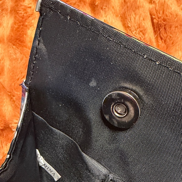 Colorful Magazine Print Clutch approx 13” x 7 1/2” small callout see pics - Picture 4 of 7